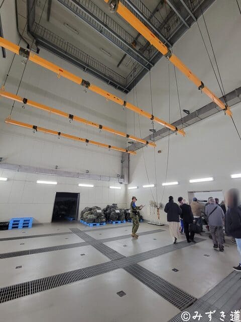 落下傘整備工場