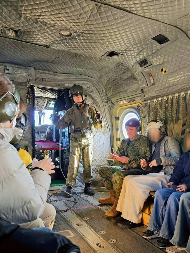 チヌーク（CH-47J）内